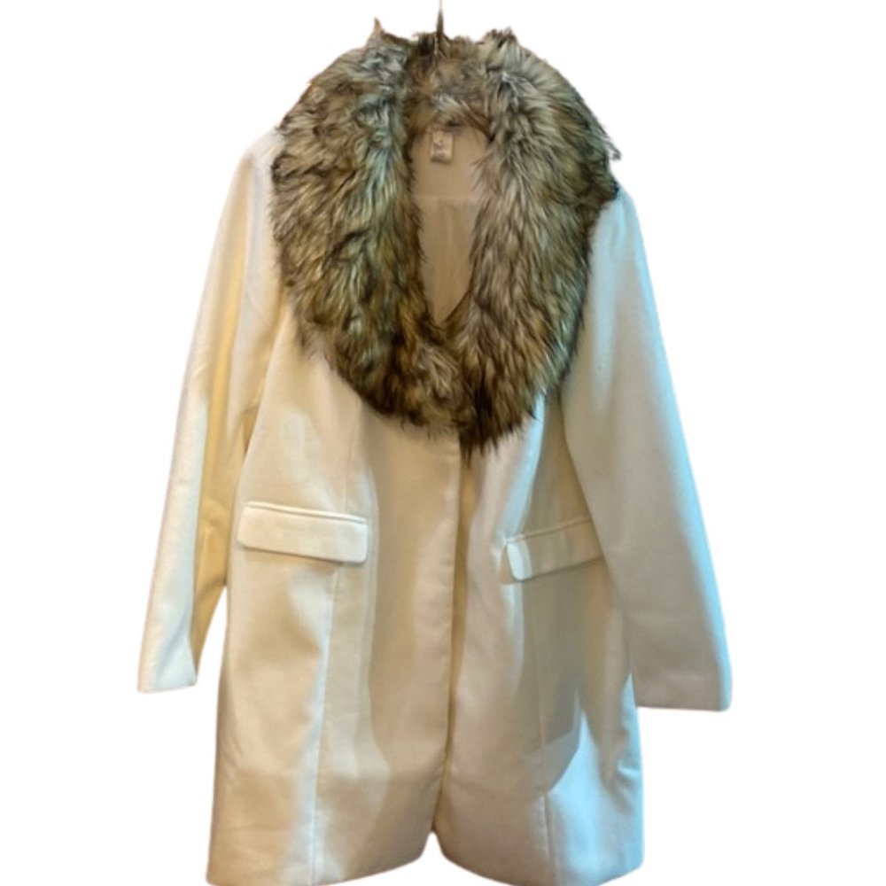 K Jordan White Winter Coat With Brown Faux Far Collar Women's Size 2x